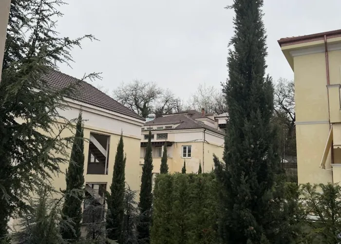 Guest House Тирана